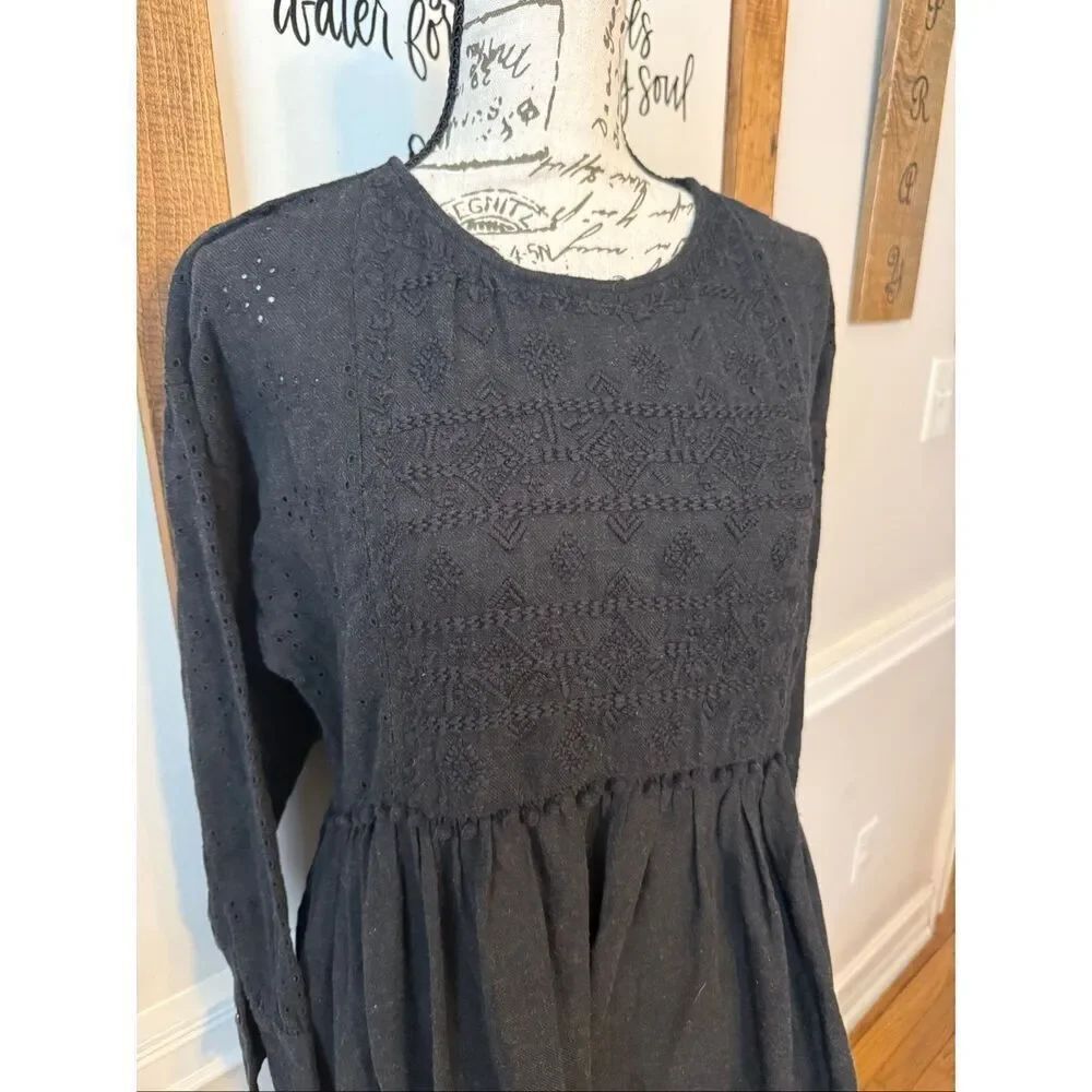Zara Women's Embroidered Eyelet Long Sleeve Cotton Blend Mini Dress Black XS - Picture 2 of 11